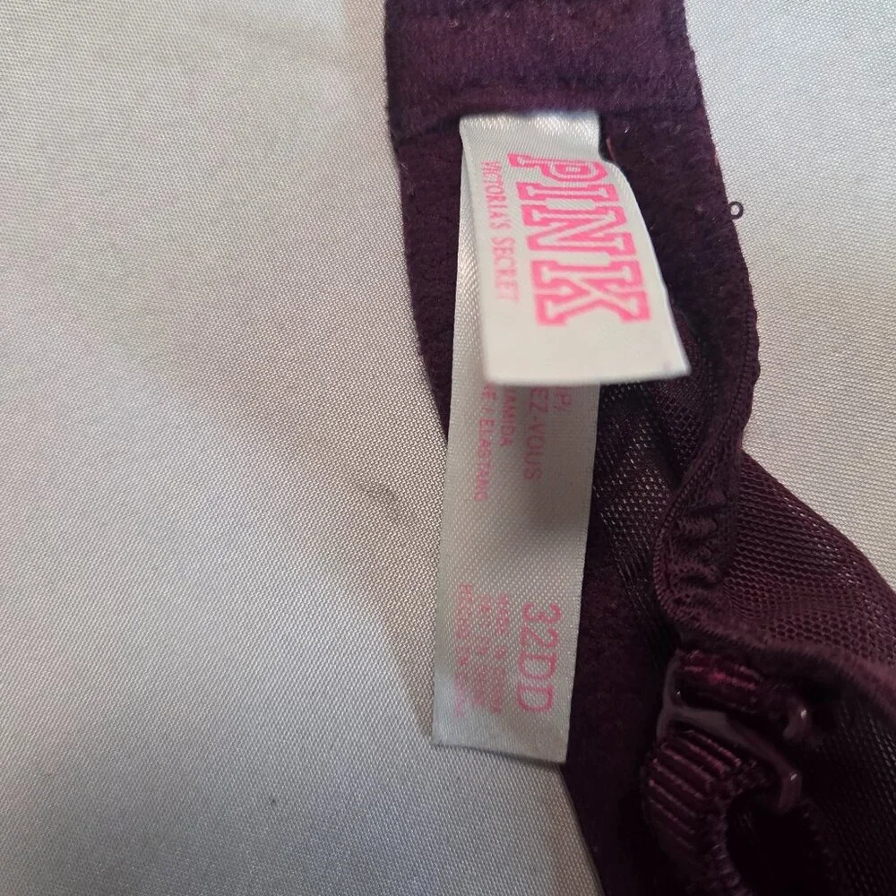 Trendy Victoria's Secret-Lace-Deep purple-Push-Up Bra 32DD-Sexy Lingerie - Picture 2 of 5